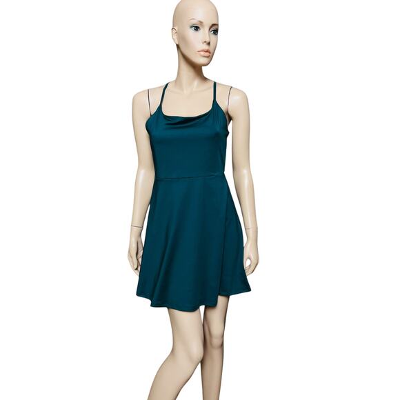 New Lululemon Ambika Collection Dress Size Large Sweat-wicking Four Way Stretch - Picture 2 of 11